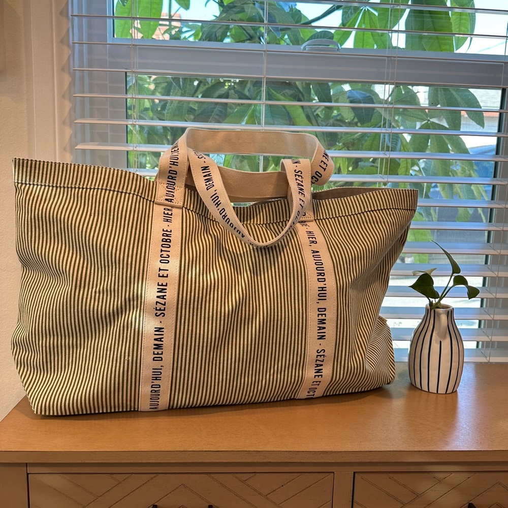 Sezane Cabas Libre Service Weekender Tote